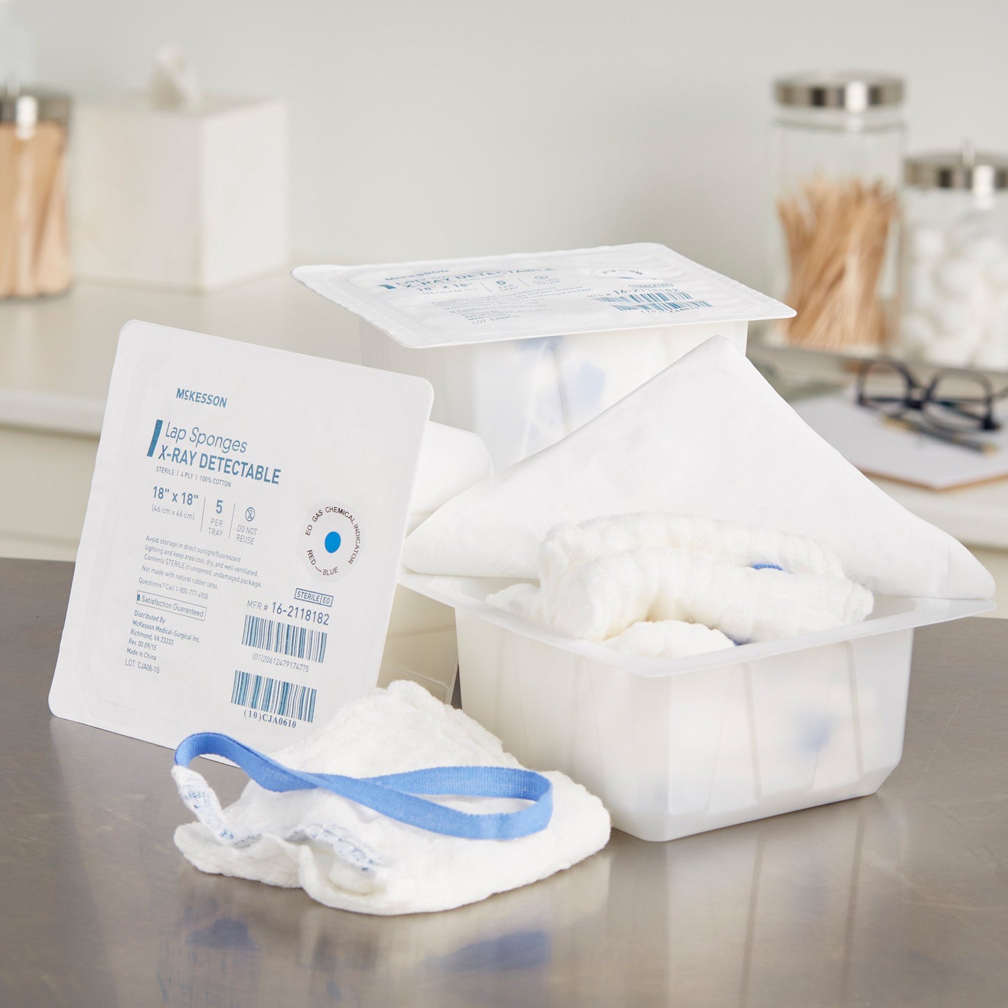 McKesson Laparotomy Sponge, 18 x 18 Inch 16-2118182