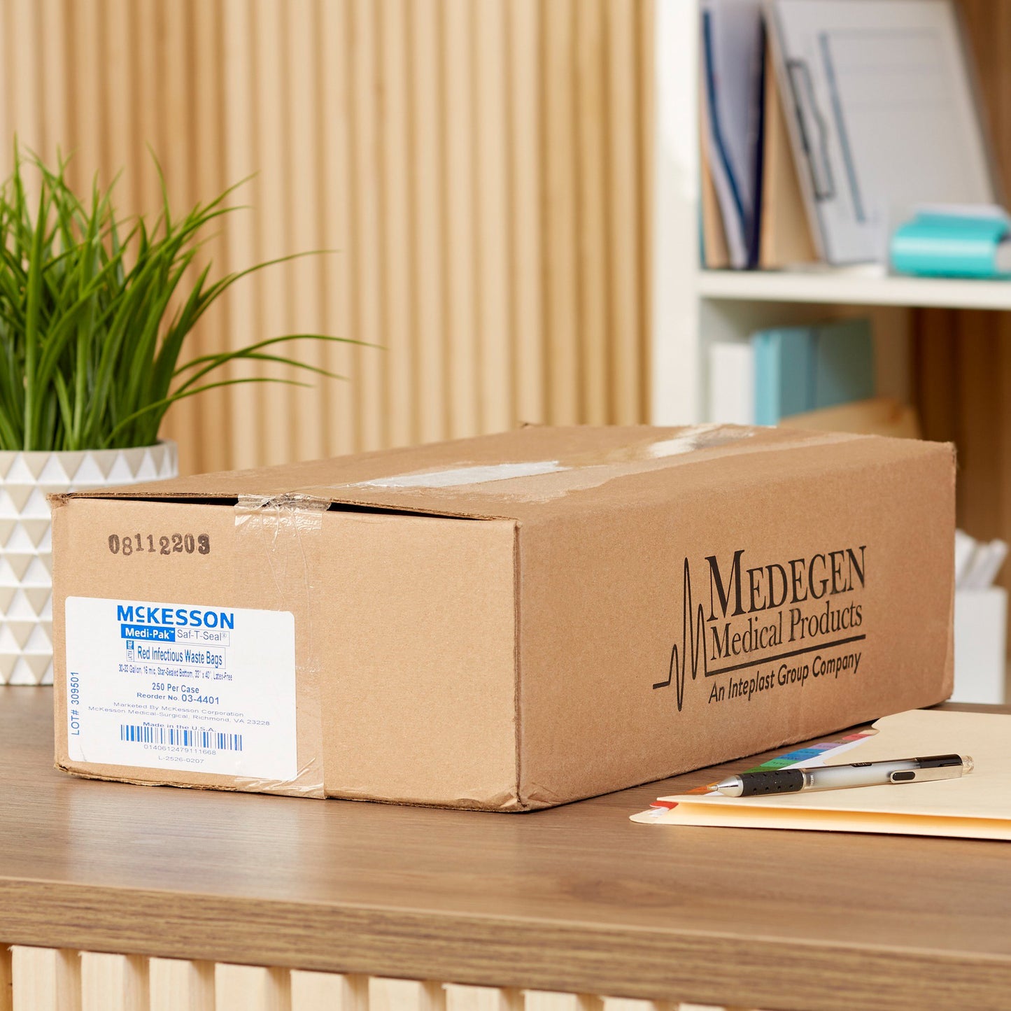 SAF-T-SEAL® Infectious Waste Bag, 30-33 ga; 03-4401