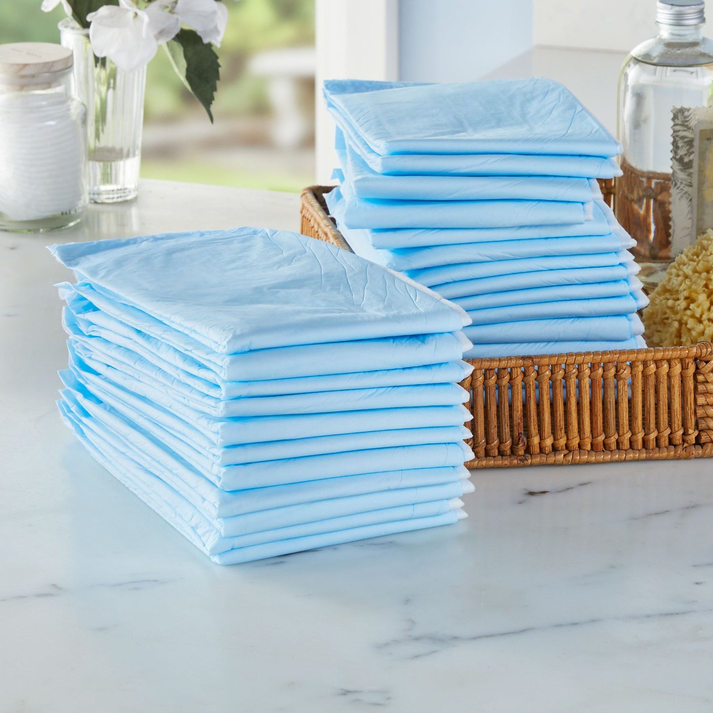 McKesson Classic Plus Light Absorbency Underpads, 17 x 24 Inch UPLT1724