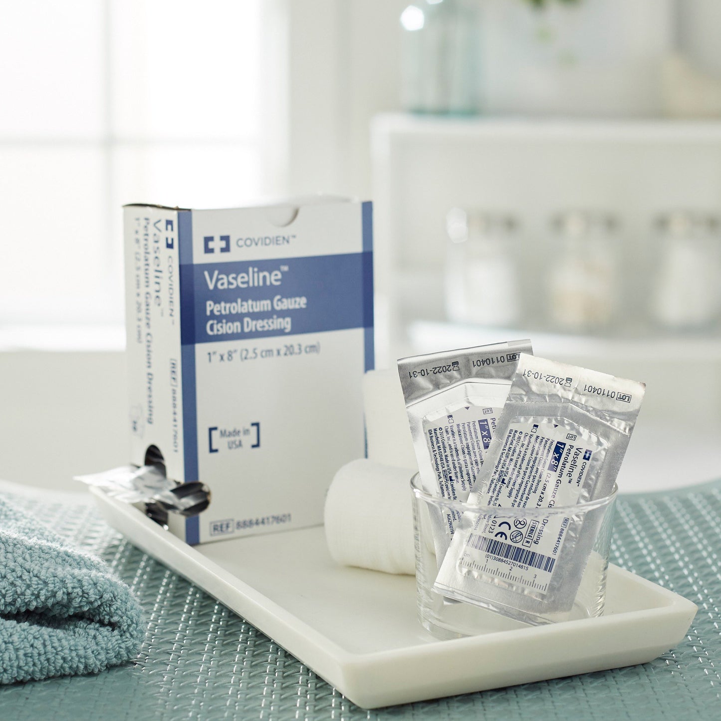 Vaseline® Petrolatum Impregnated Dressing, 1 x 8 Inch 8884417601