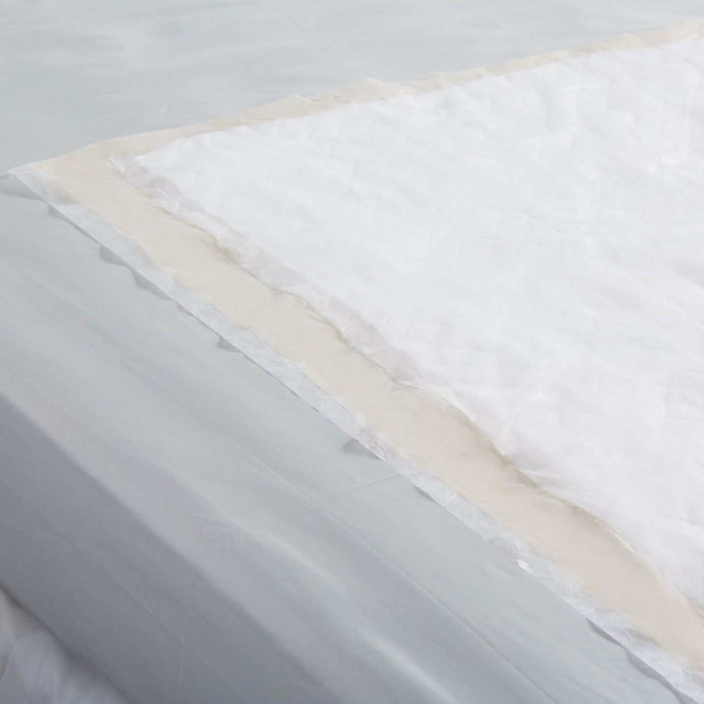 Select® Standard Underpad, 36 x 36 Inch 2679