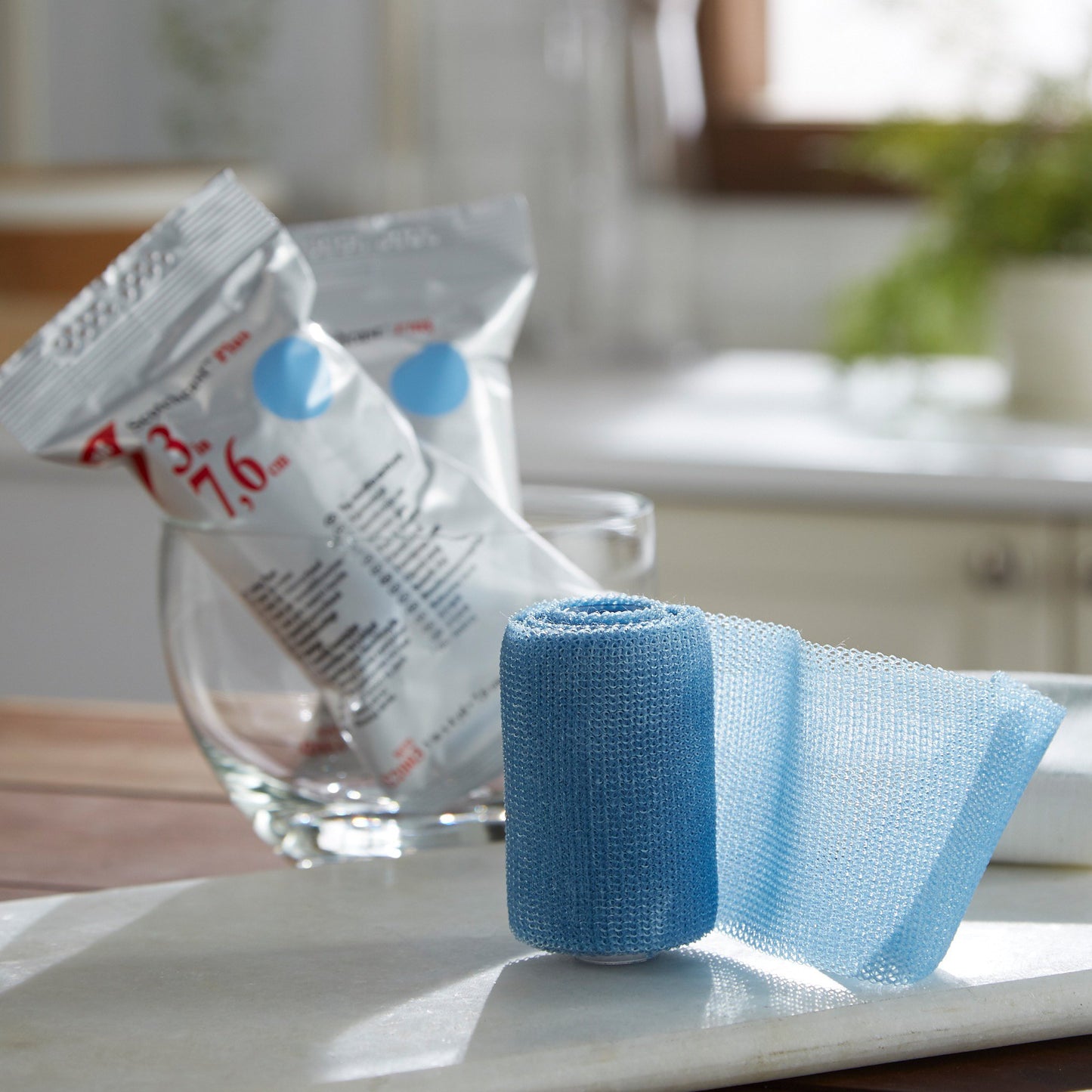 3M™ Scotchcast™ Plus Light Blue Cast Tape, 3 Inch x 4 Yard 82003L