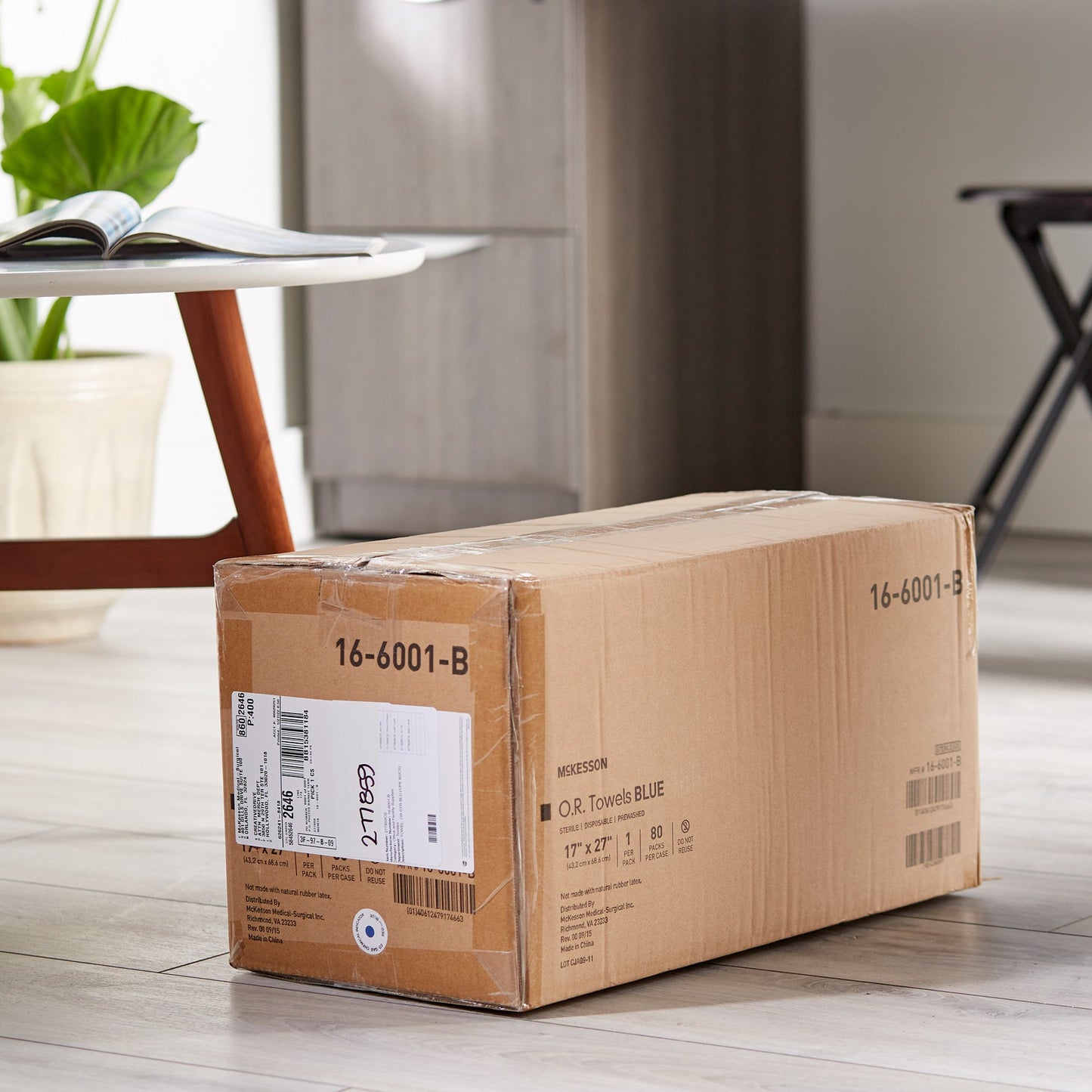 McKesson Sterile Blue O.R. Towel, 17 x 27 Inch 16-6001-B