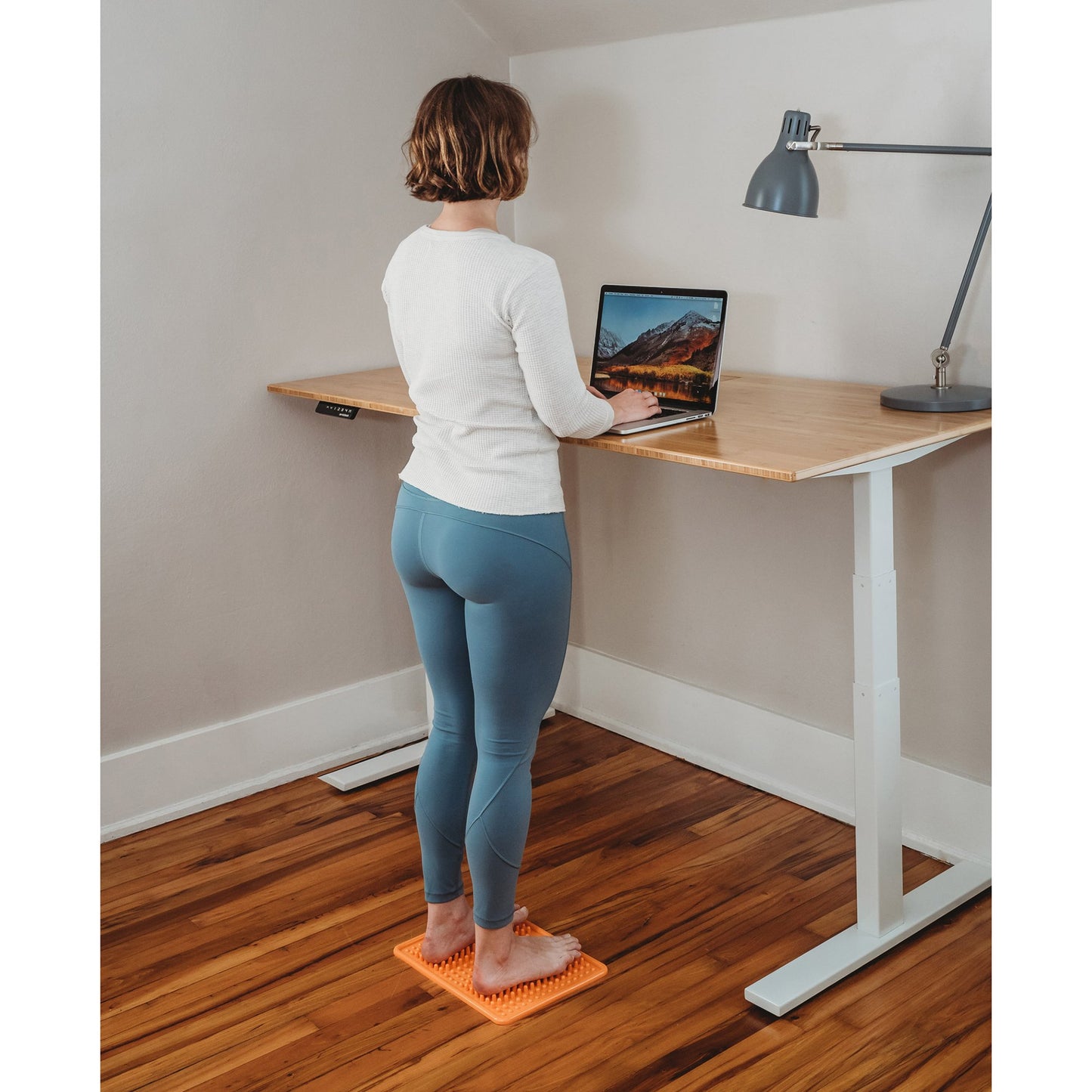 Kanjo Acupressure Foot Pain Relief Mat KANFOOTO