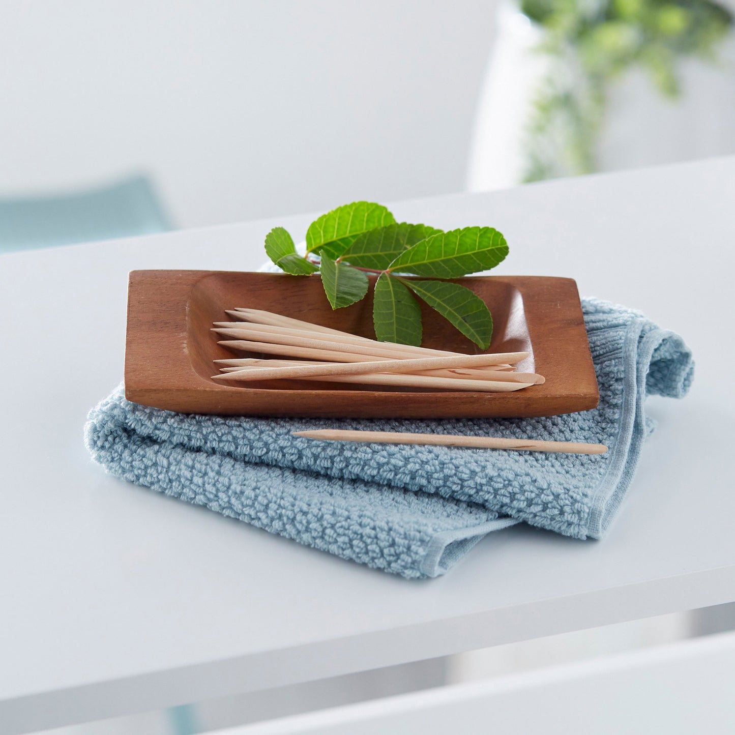 McKesson Manicure Sticks, 100% White Birch, 4.5 Inch 16-MS1