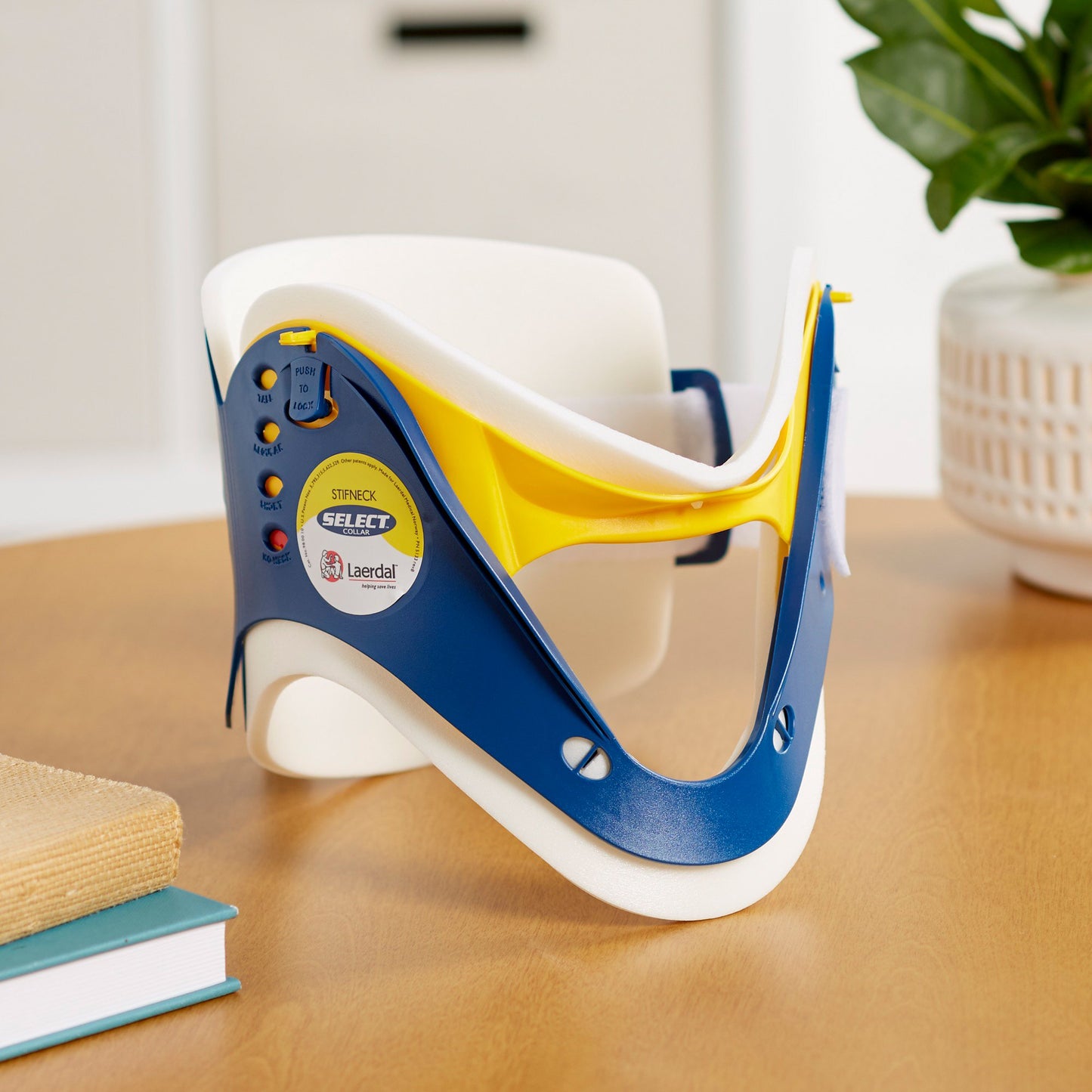 Stifneck® Extrication Cervical Collar, One Size Fits Most 980010