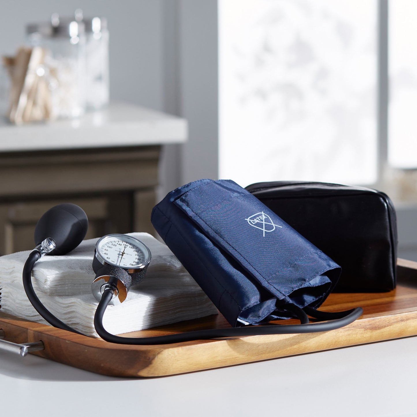 McKesson Aneroid Sphygmomanometer 01-776MCE