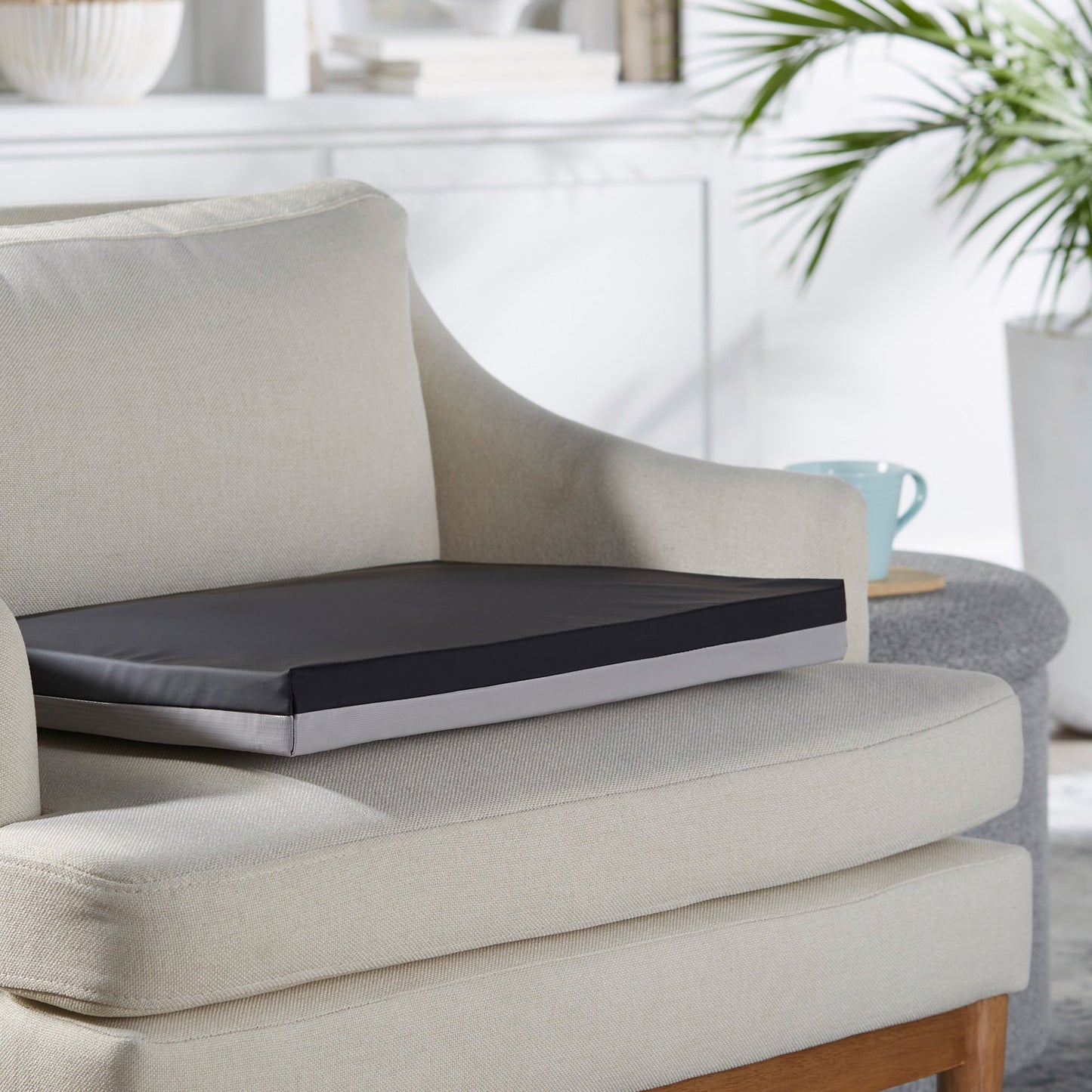 McKesson Gel Protekt Seat Cushion 170-73003