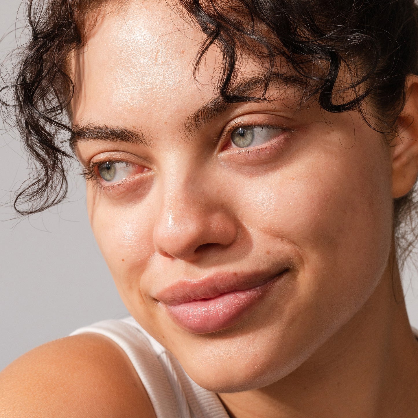 Facial Moisturizer with Sunscreen COOLA® Refreshing Water Plumping Gel 1 oz. Pump Bottle Unscented Gel CL10696