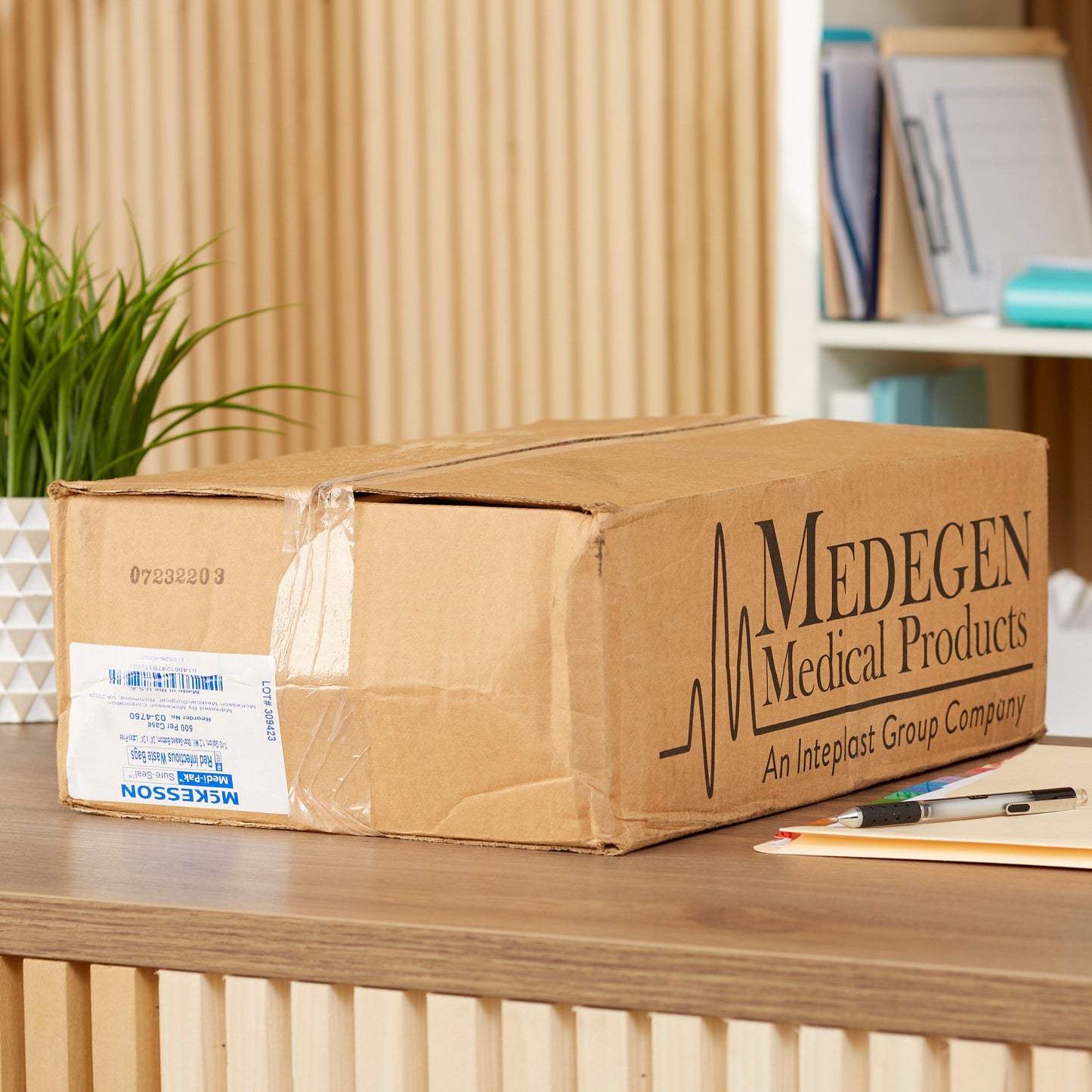 Medi-Pak™ SURE-SEAL™ Infectious Waste Bag 03-4750