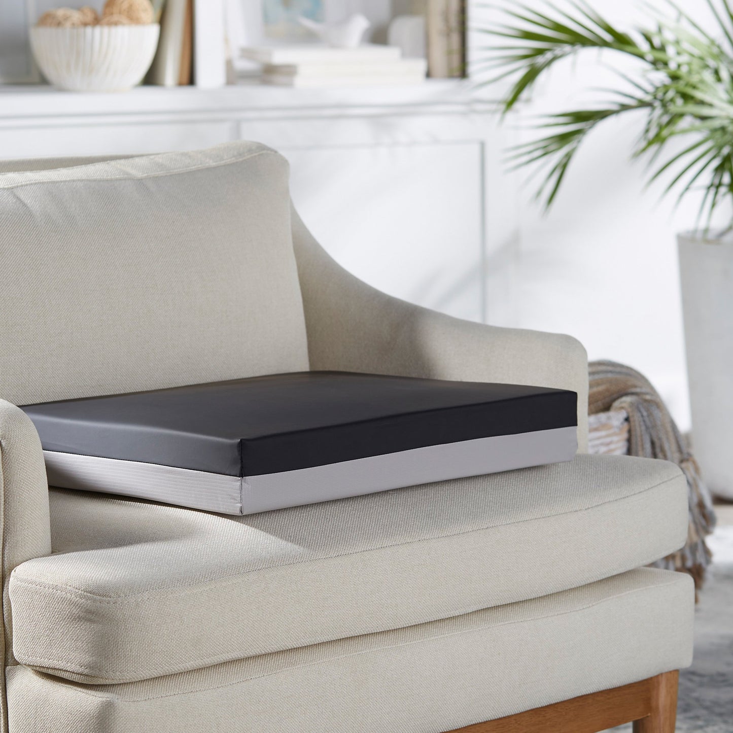 McKesson Gel Protekt Seat Cushion, 18 x 16 x 3 Inch 170-74002