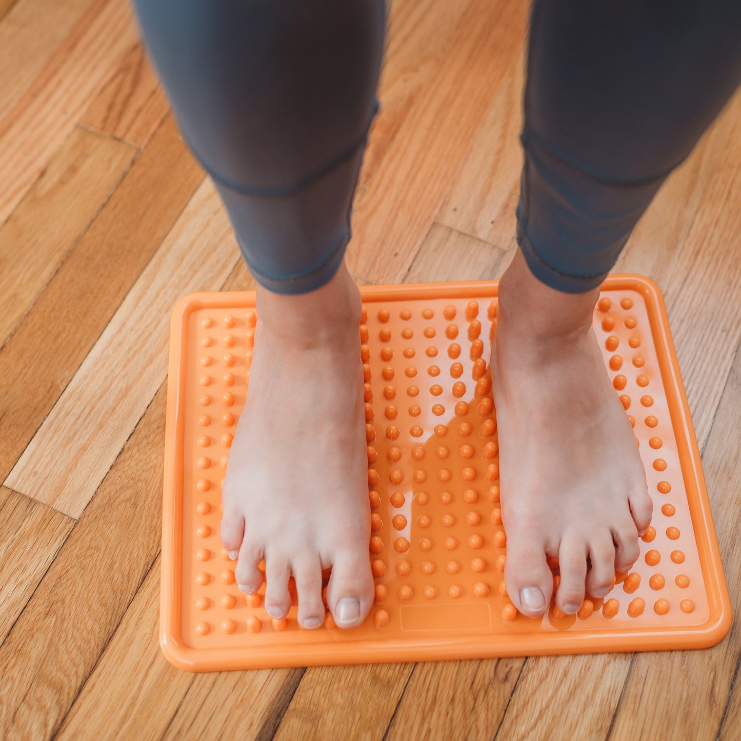 Kanjo Acupressure Foot Pain Relief Mat KANFOOTO