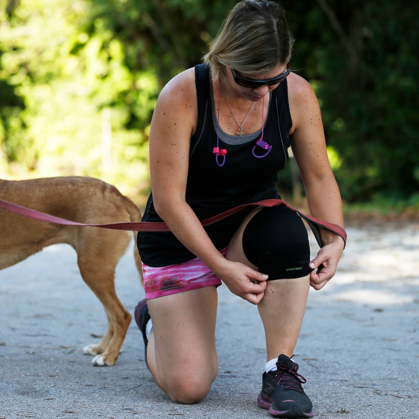 Green Drop™ Infused Compression Sleeve Knee Support, Small/Medium KNE-1452