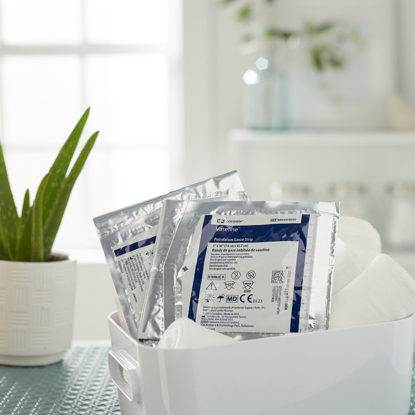 Vaseline® Petrolatum Impregnated Dressing, 3 x 18 Inch 8884414600