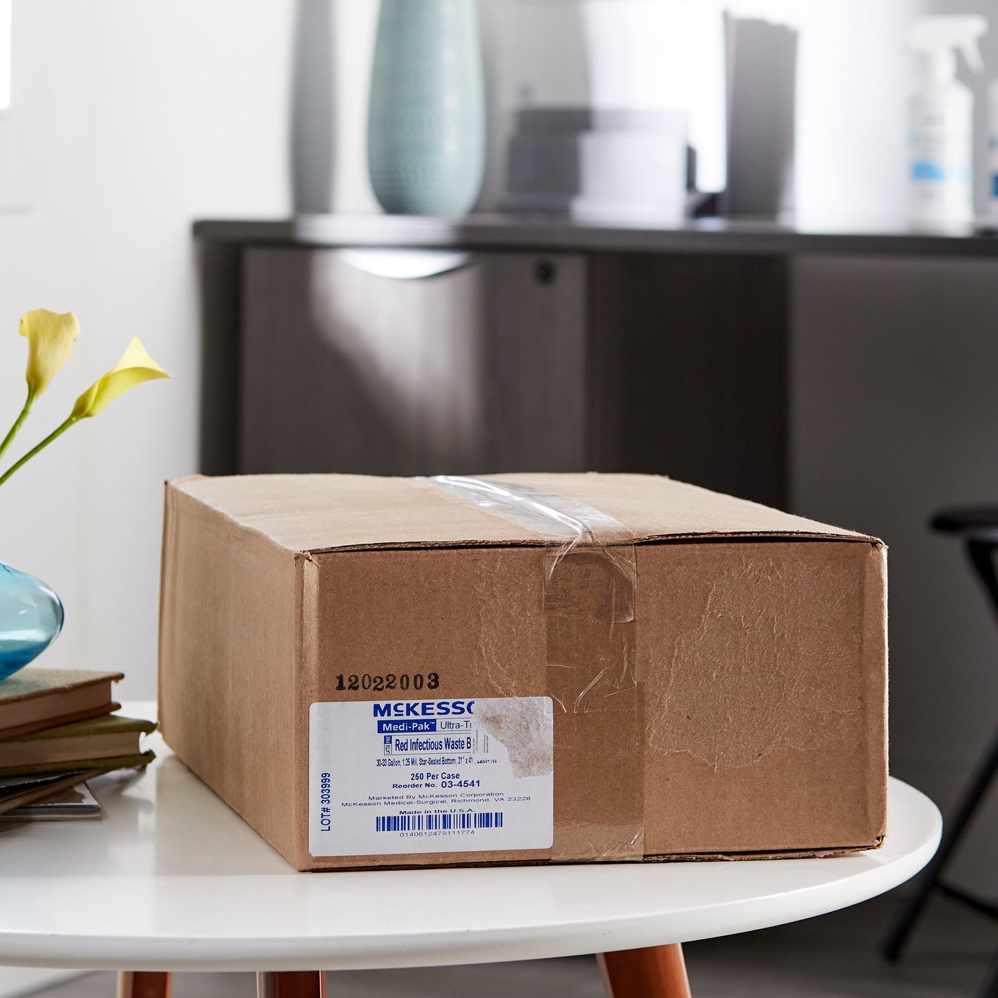 ULTRA-TUFF™ Infectious Waste Bag, 30-33 gal 03-4541