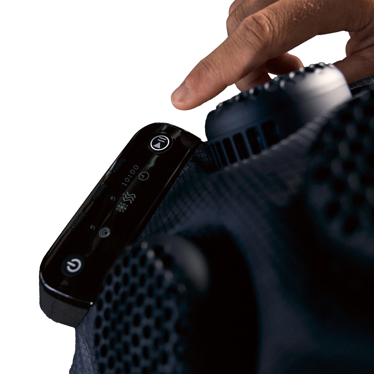 Hot / Cold Therapy Wrap Hyperice X 2 Shoulder One Size Fits Most Reusable 27200 001-00