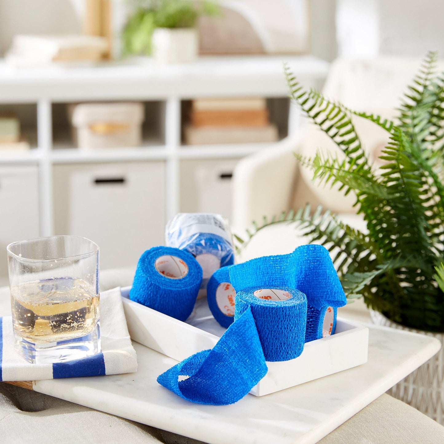 3M™ Coban™ Self-adherent Closure Cohesive Bandage, 2 Inch x 5 Yard, Blue 1582B