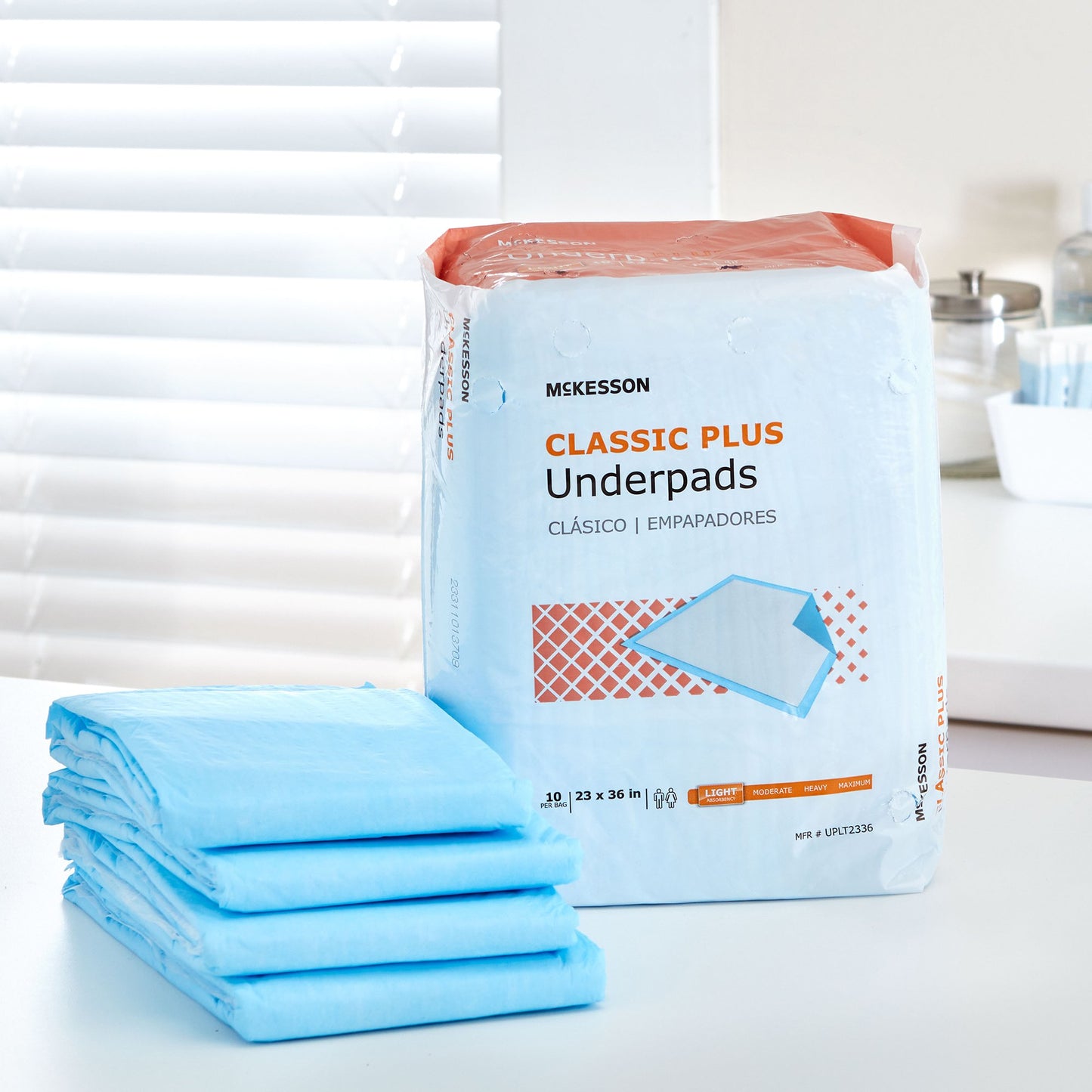 McKesson Classic Plus Light Absorbency Underpads, 23 x 36 Inch UPLT2336