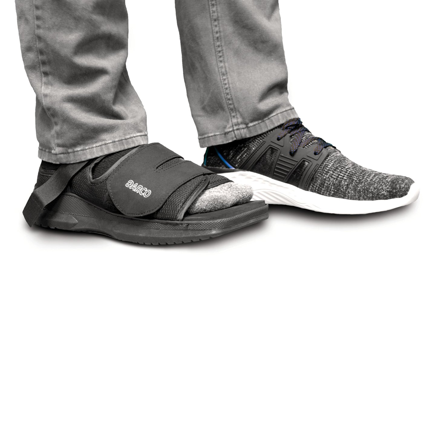 Darco MedSurg Post-Op Shoe, Female, Medium, Black MQW2B