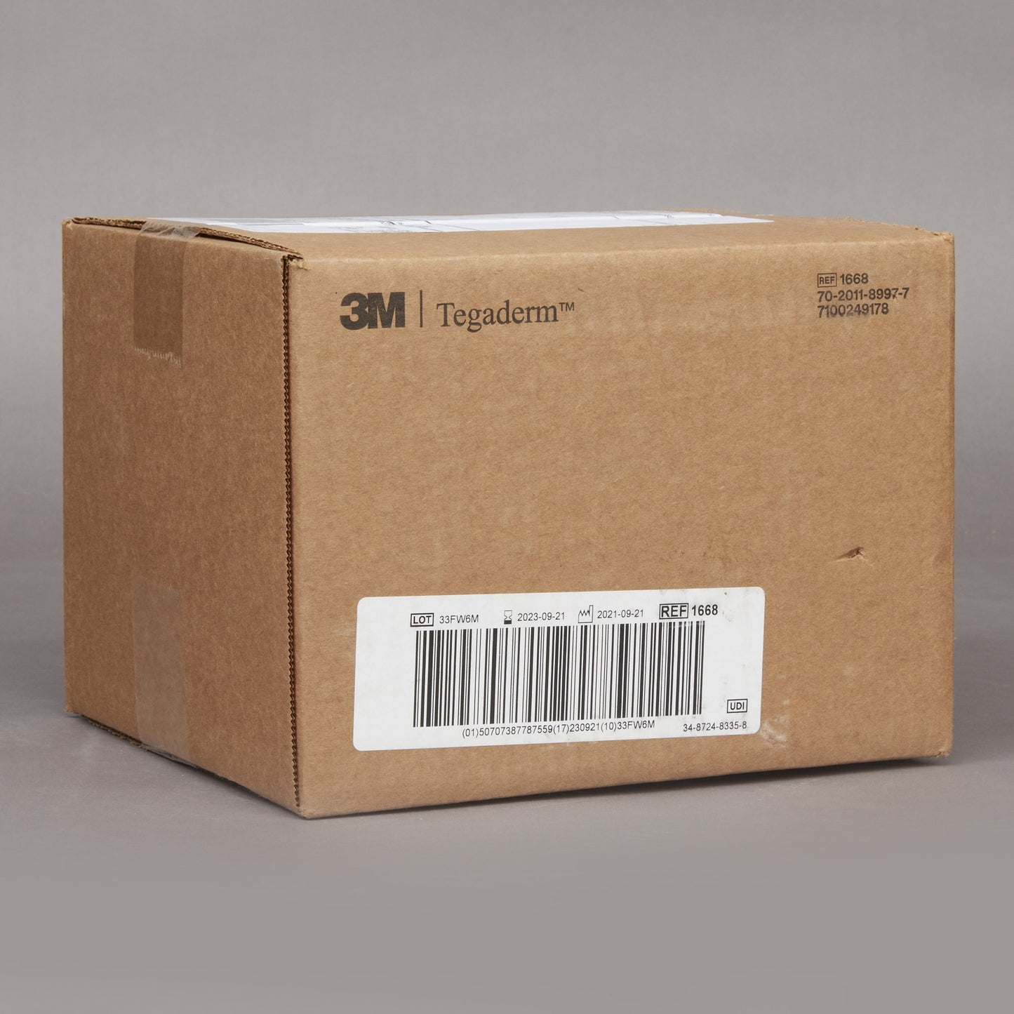 3M™ Tegaderm™ I.V. Transparent Film Dressing with Adhesive-Free Window, 4¾x 4¾ Inch 1668