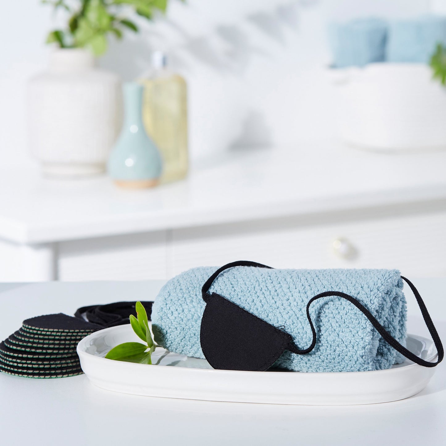 McKesson Flat Eye Patch, One Size Fits Most 63-4473