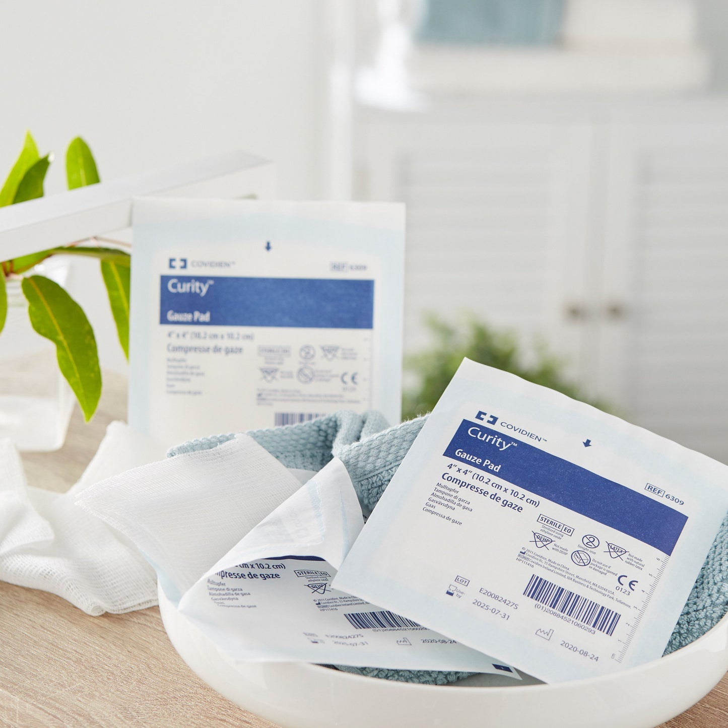 Curity™ Sterile Gauze Sponge, 4 x 4 Inch, 12-Ply 6309