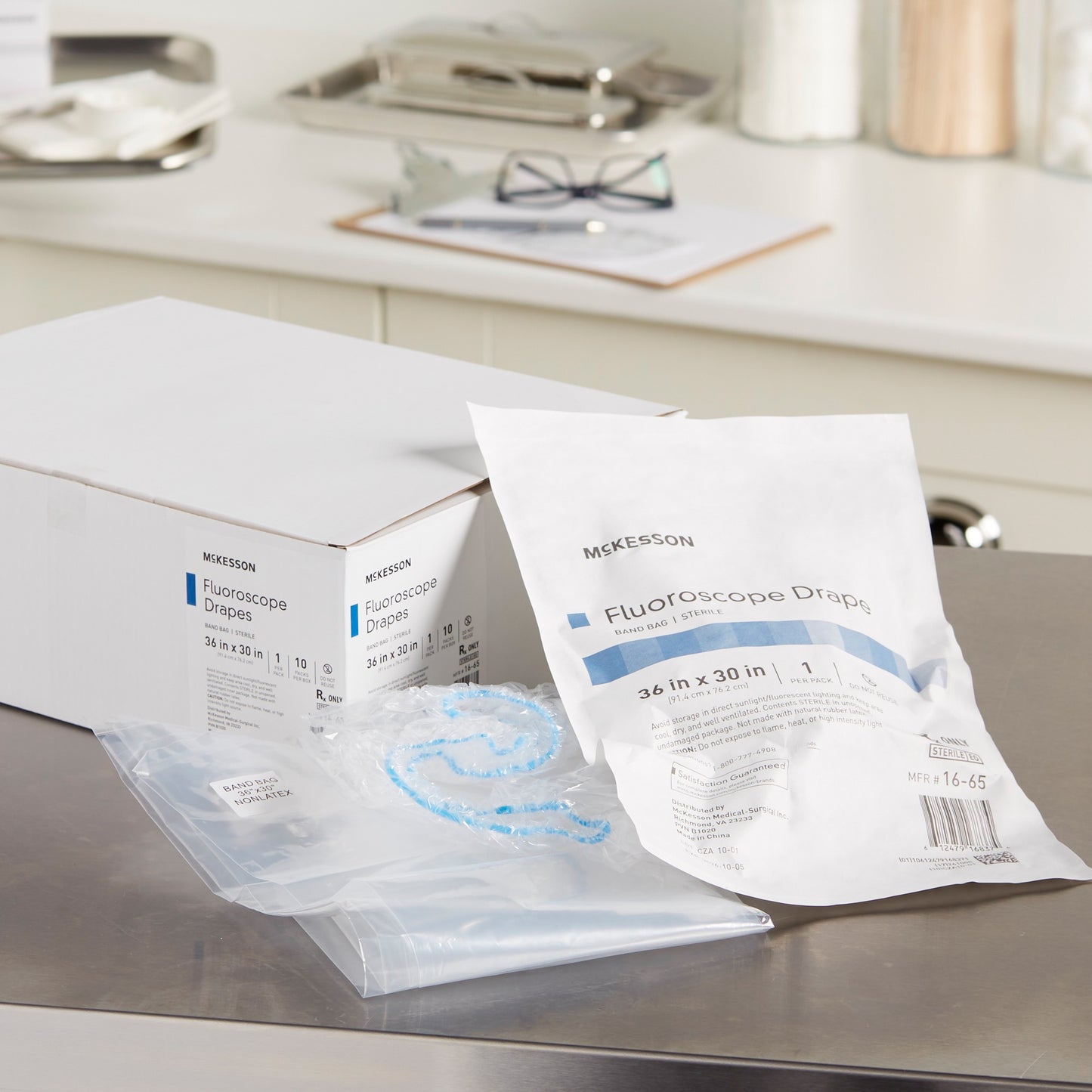 McKesson Single Layer Sterilization Wrap, 30 x 30 Inch 18-489