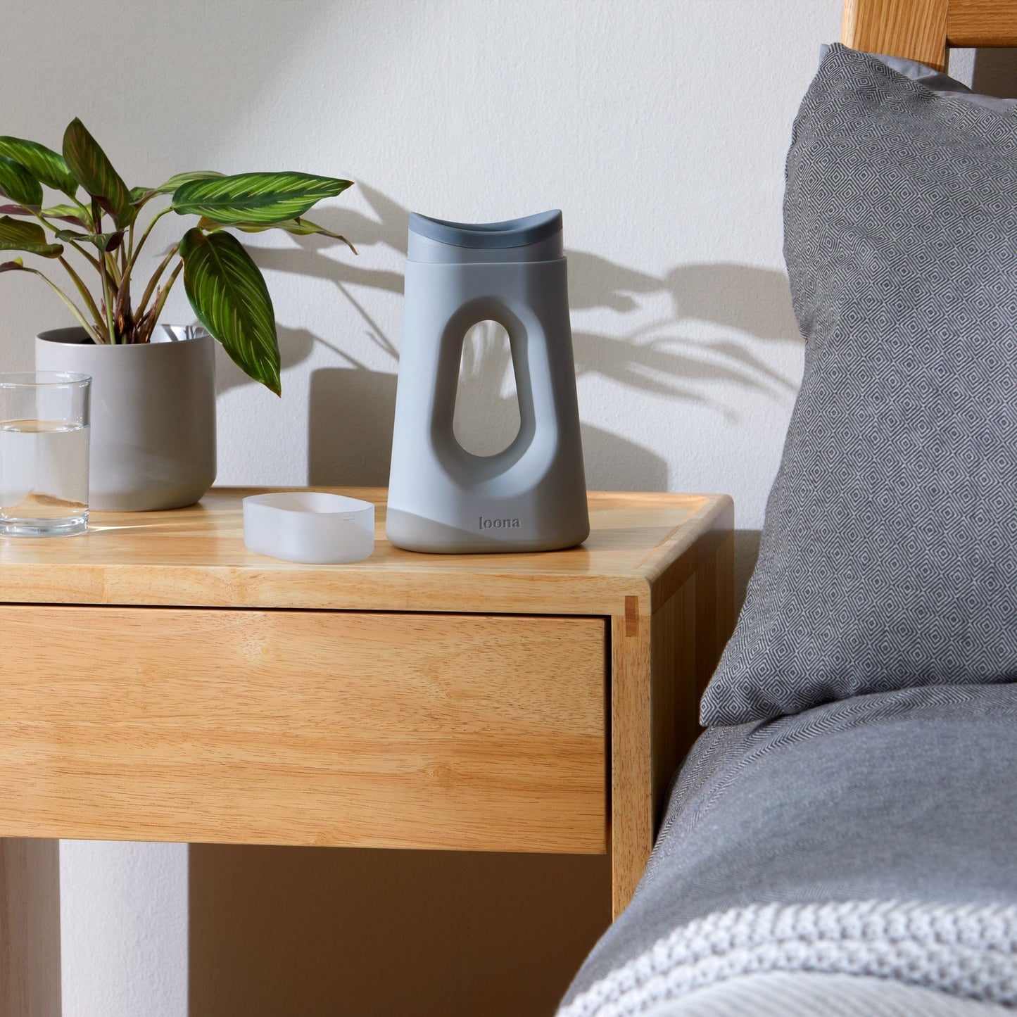 The Loona Female Urinal, Moon Grey BLOPUBSF001G