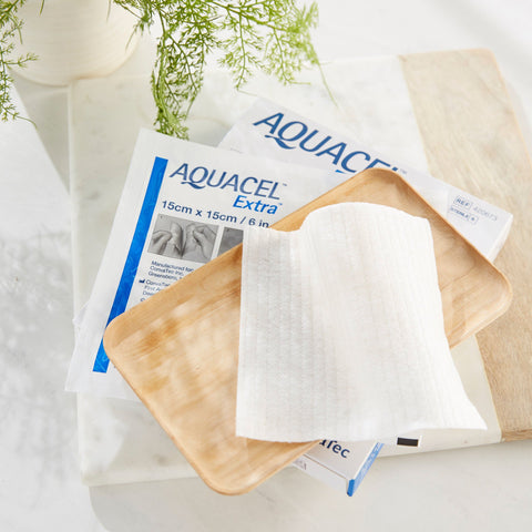 ConvaTec Aquacel® Extra™ Gelling Fiber Hydrofiber Dressing Sterile